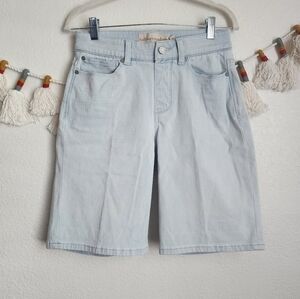 Soft Surroundings Bermuda Denim Light Wash Shorts Casual Chic Minimalist XS